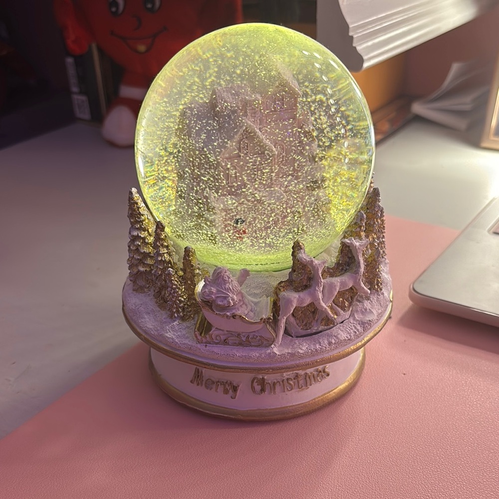 Christmas Snow Globe with Deer